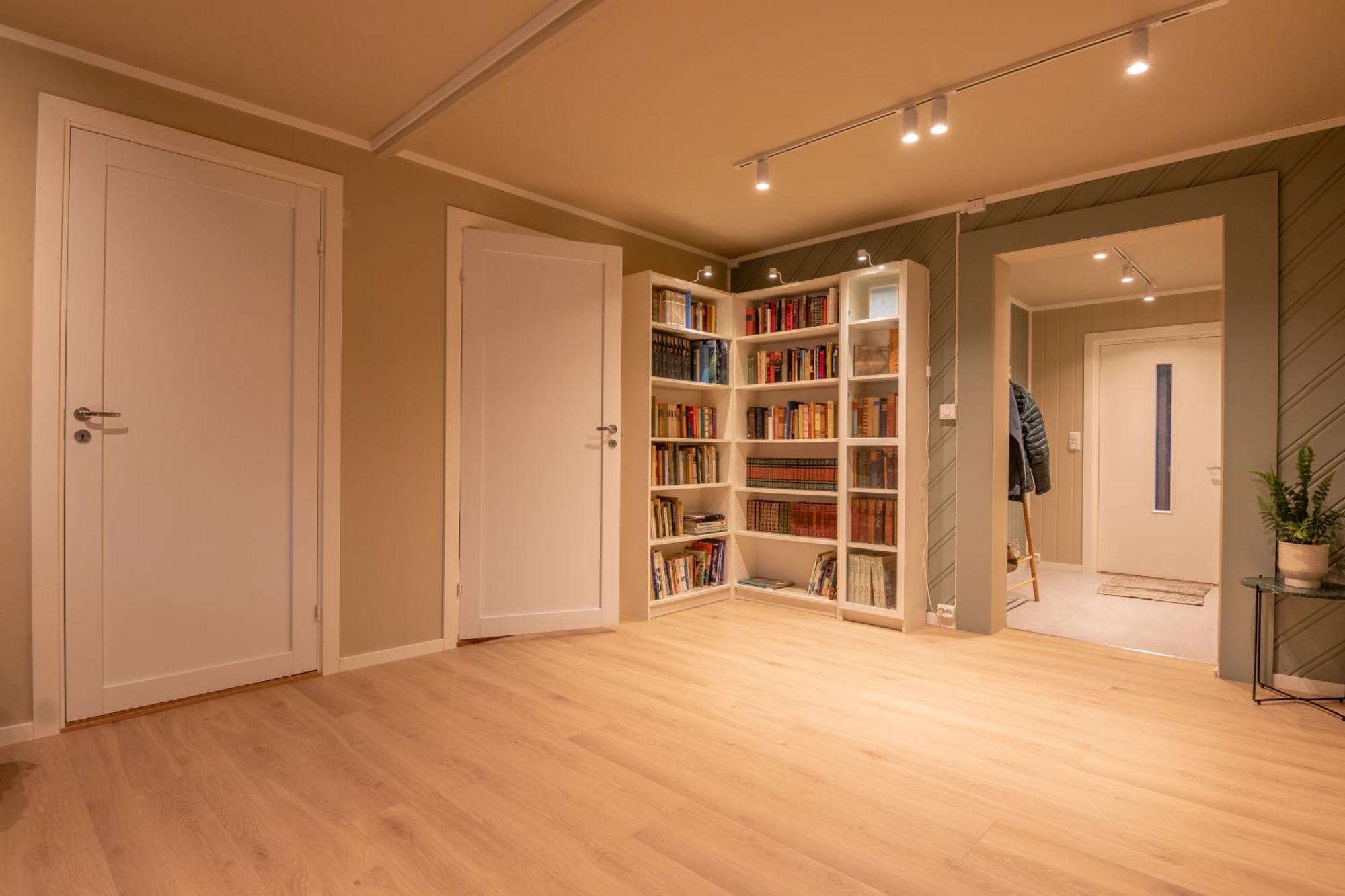 טרומסה Cozy And Spacious Apartment In City Centre מראה חיצוני תמונה